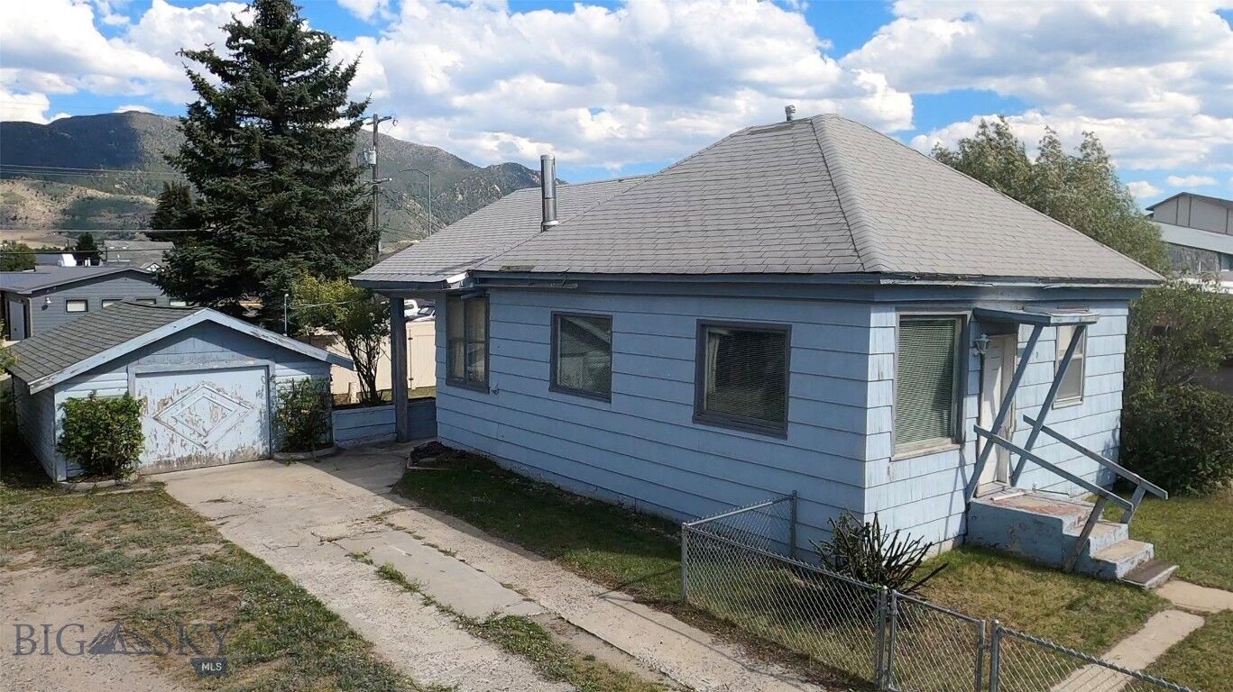 Property Photo: 3320 Busch Street MT 59701