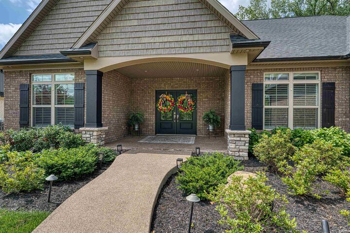 Property Photo:  1691 Victoria Woods Drive  IN 47601 