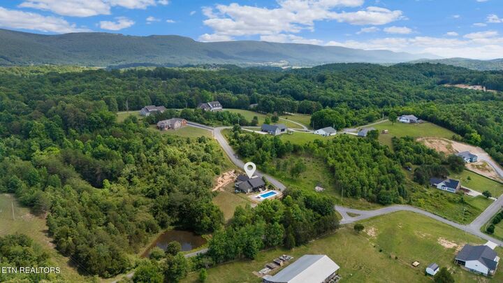 Property Photo:  331 Hardin Rd  TN 37327 