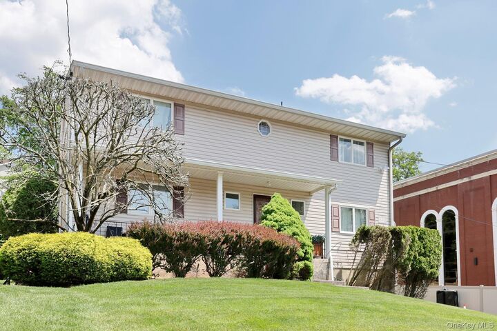 Property Photo:  22 Jill Lane  NY 10952 