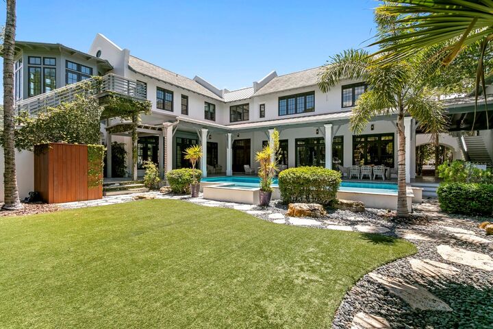 Property Photo:  4613 Bayshore Boulevard  FL 33611 