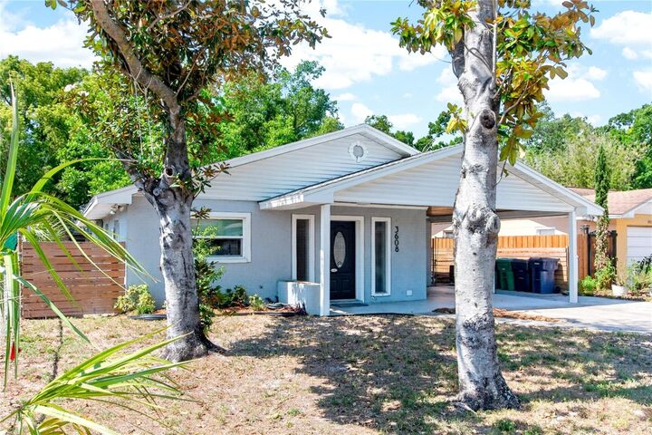 Property Photo: 3608 W Carmen Street FL 33609
