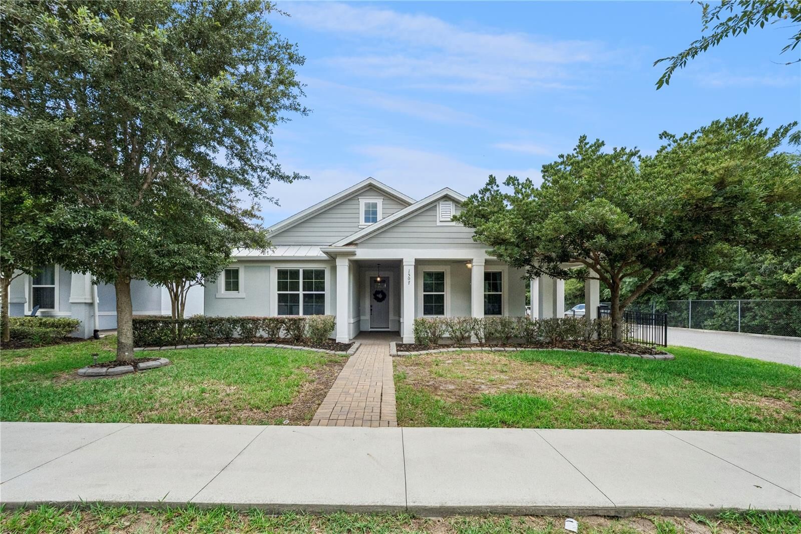 Property Photo:  1507 Wild Sweetgrass Way  FL 34787 