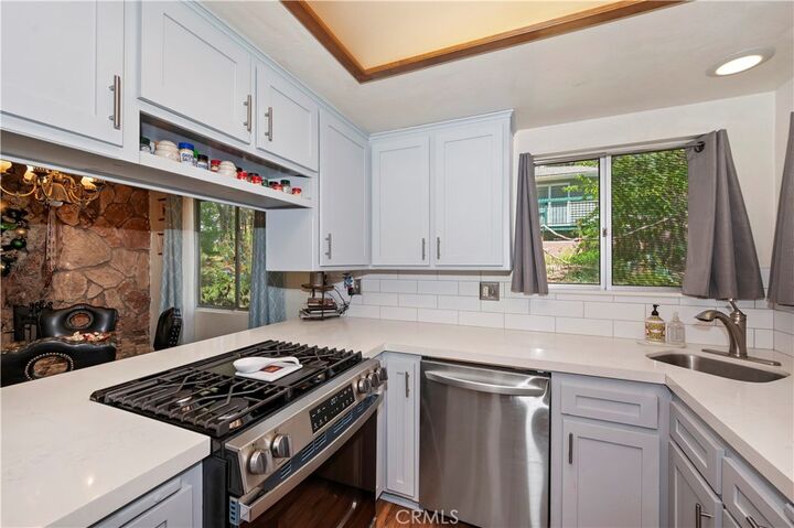 Property Photo:  32801 Encina Drive  CA 92382 