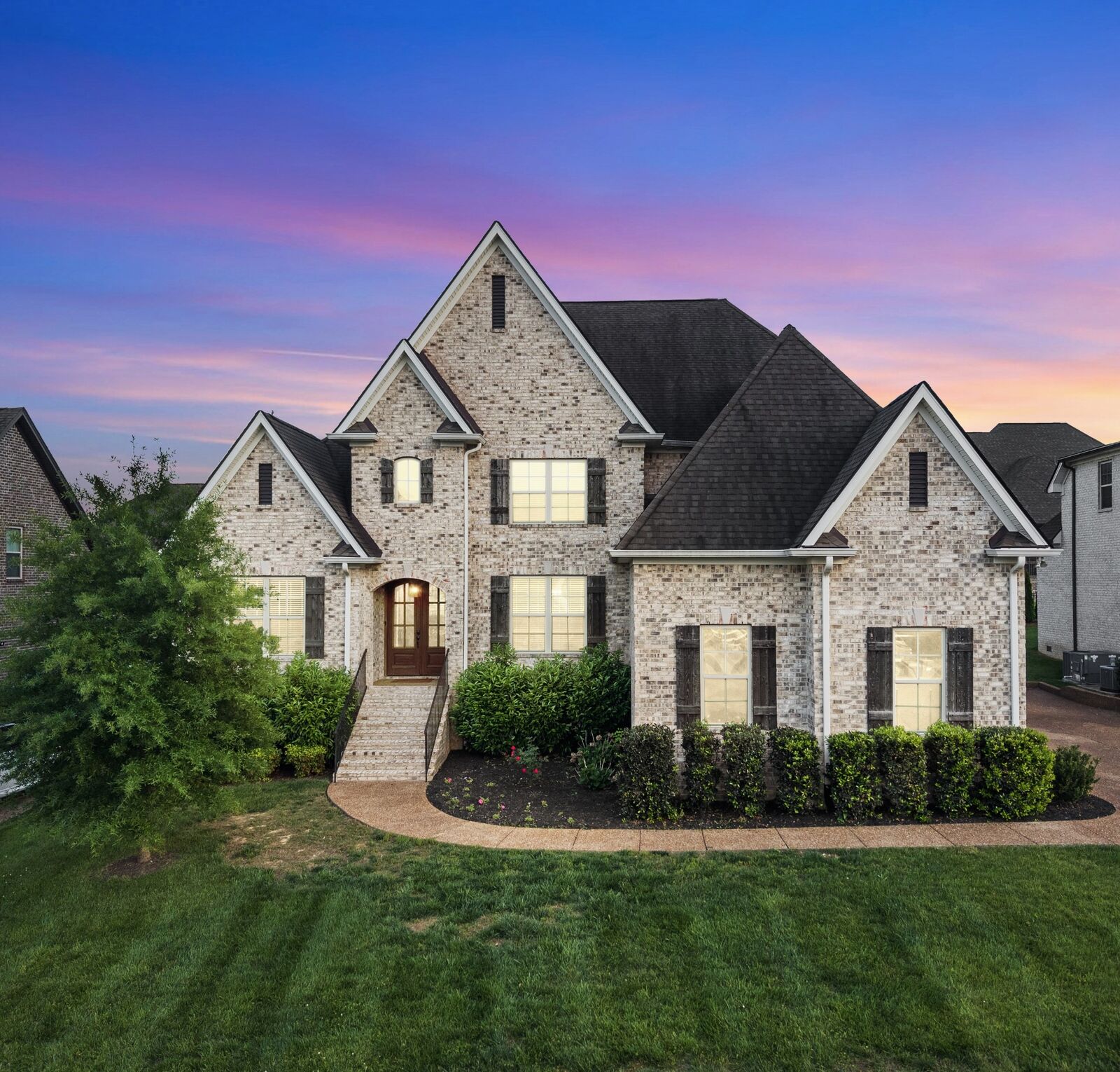 Property Photo:  5005 Wallaby Dr  TN 37174 