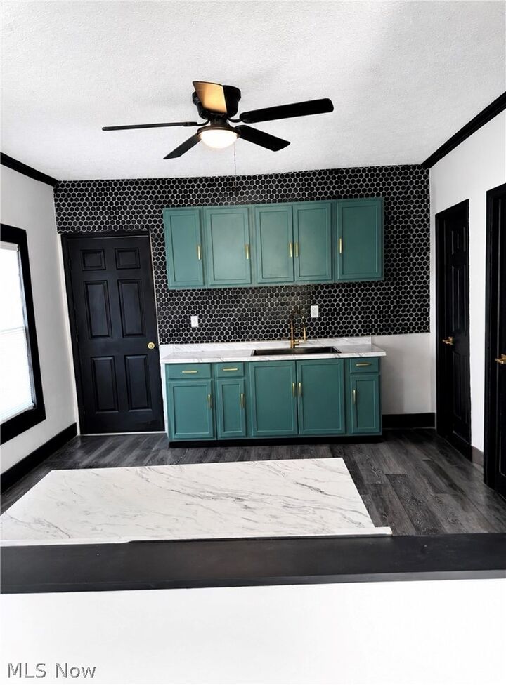 Property Photo:  9815 Aetna Road  OH 44105 