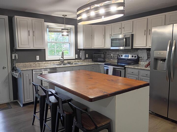 Property Photo:  6 Friar Tuck Road  NH 03224 