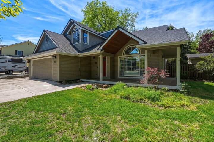 Property Photo: 973 NE Paula Drive OR 97701