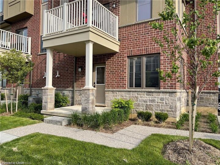 Property Photo:  18 Birot Lane  ON L9K 0K1 