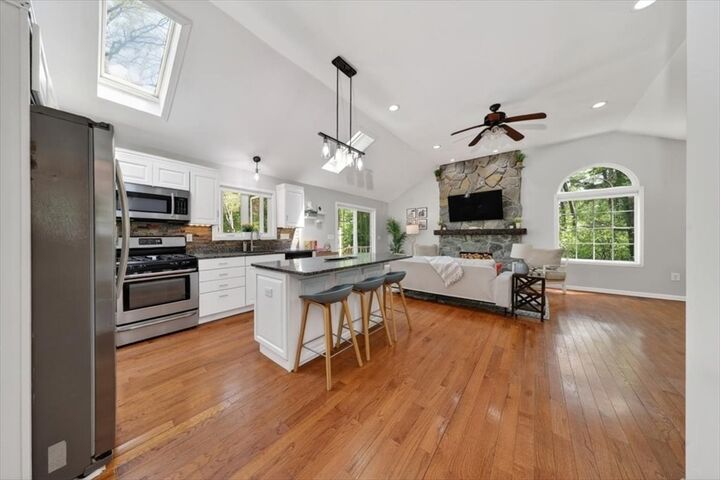 Property Photo:  330 Spring Street 1  MA 02370 