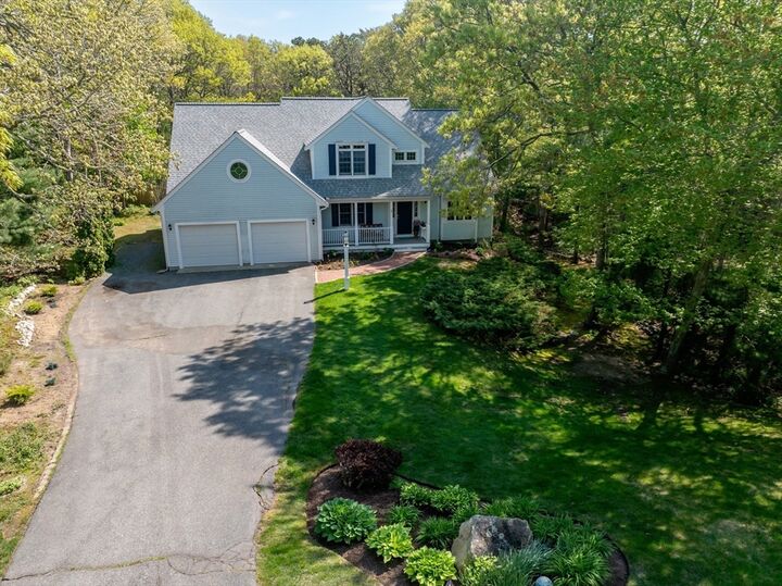 Property Photo: 5 Summerwind Ln MA 02556