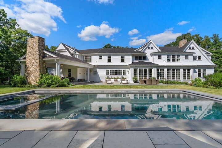 Property Photo:  4 Wilson'S Way  MA 02030 