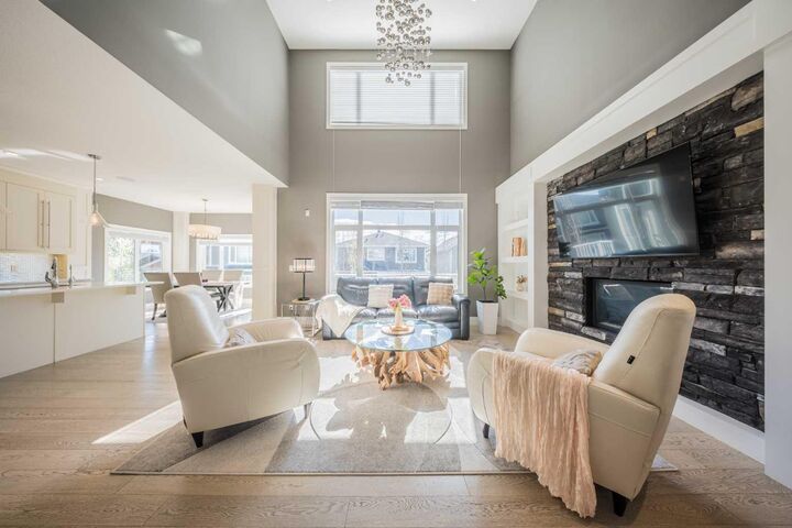 Property Photo:  174 Aspen Vista Way SW  AB T3H 0Y8 