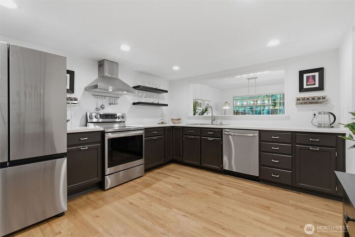 Property Photo: 8812 133rd Avenue NE WA 98052