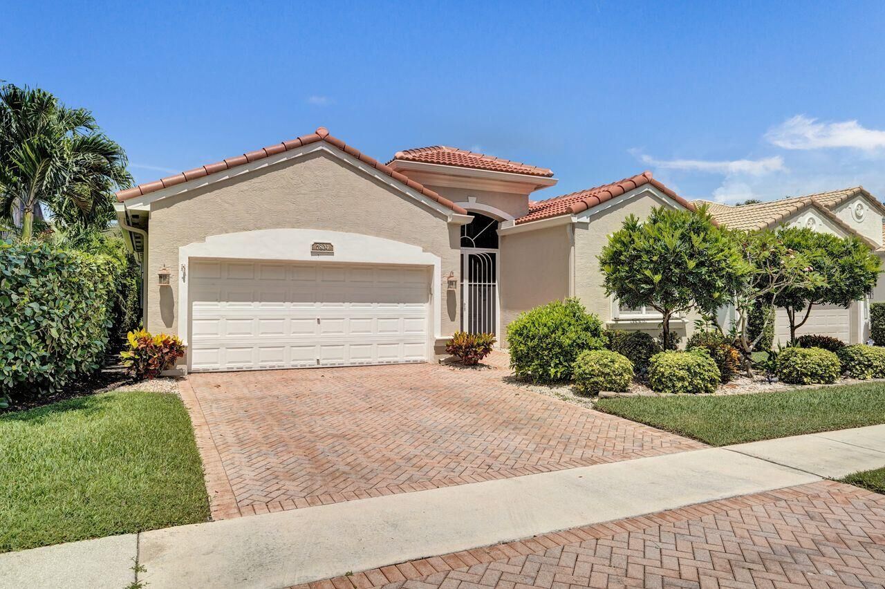 Property Photo: 7804 Lando Avenue FL 33437