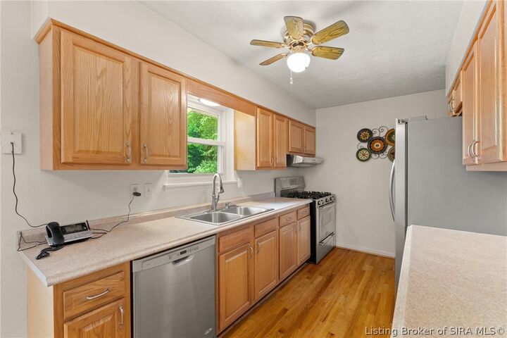 Property Photo:  2502 Pamela Drive  IN 47150 