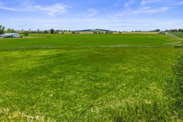 Property Photo:  132xx N Wood Rd  WA 99029 