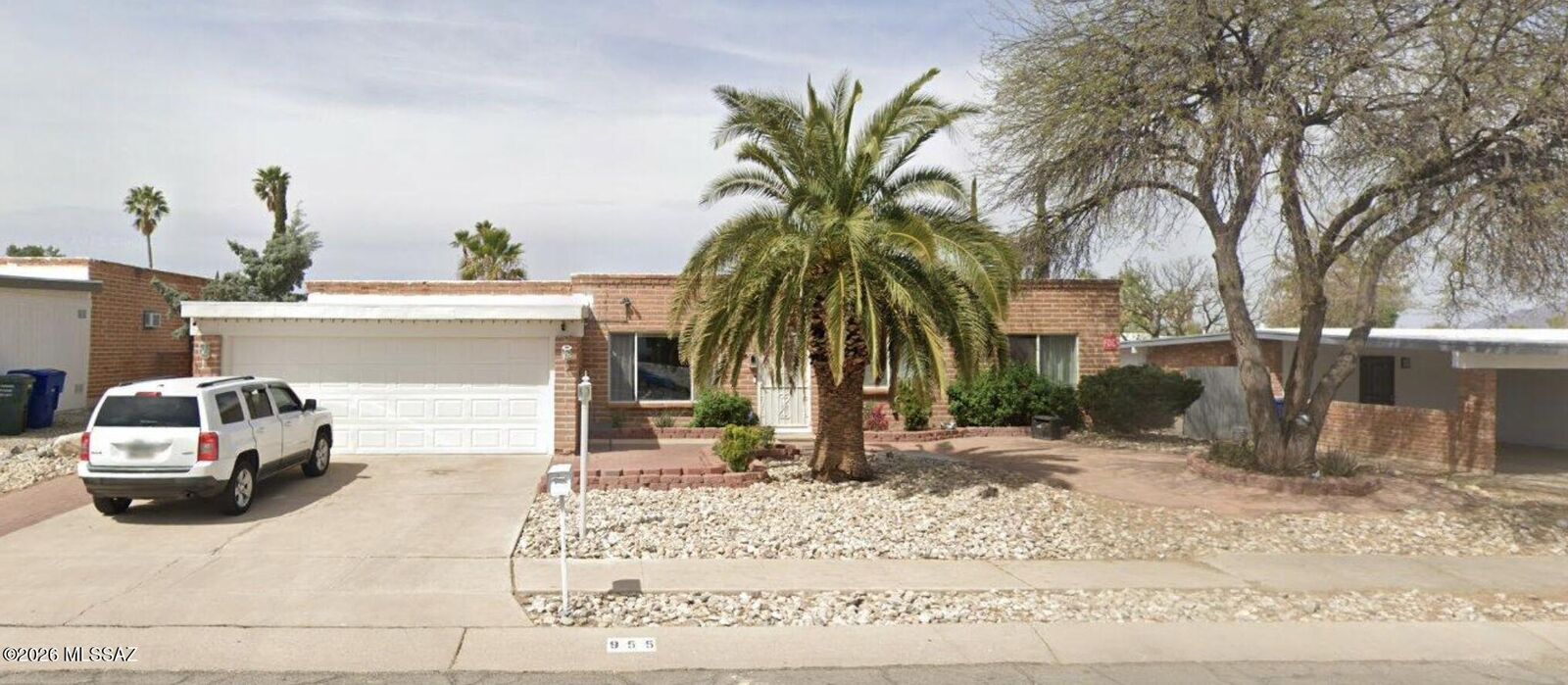Property Photo: 955 N Larry Place AZ 85710