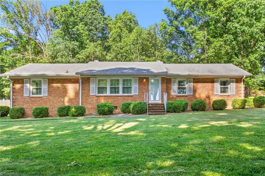 Property Photo: 1949 Neelley Road NC 27313