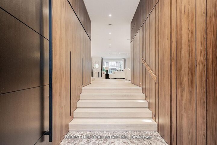 Property Photo: 167 Church Avenue ON M2N 4G4