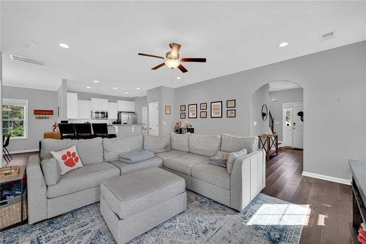 Property Photo:  409 Letter Lane  SC 29670 