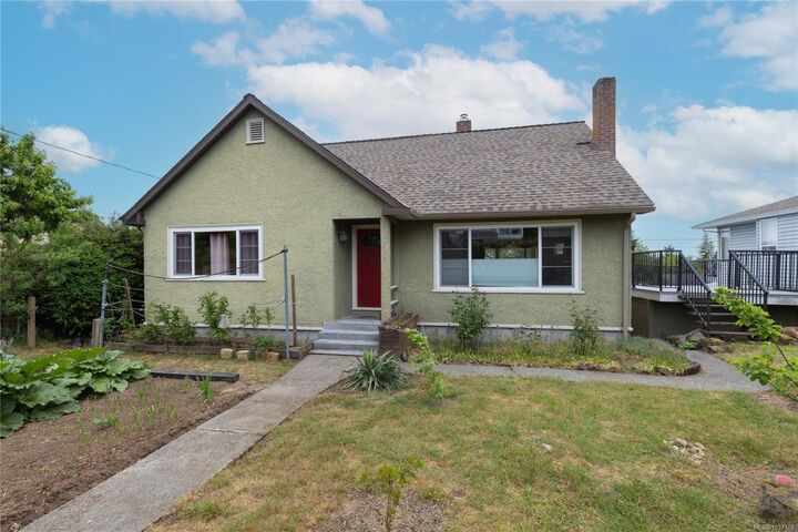 Property Photo: 27 View St BC V2M 3S5