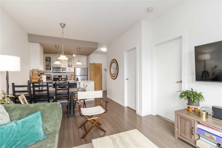 Property Photo:  2871 Jacklin Rd 420  BC V9B 5R8 