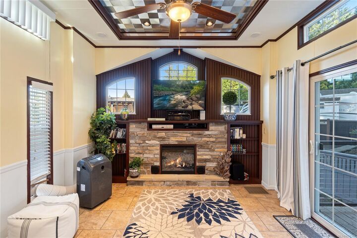 Property Photo:  3118 Elsie Lake Cir  BC V9R 0M3 