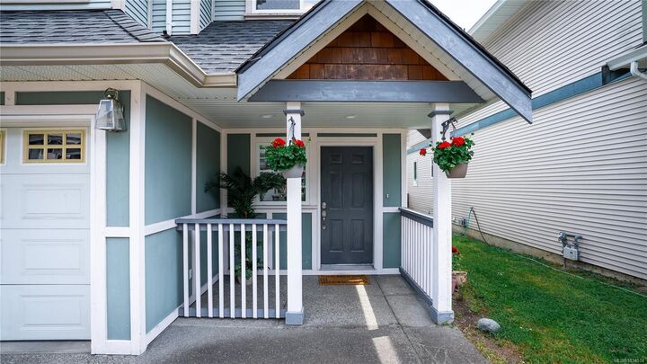 Property Photo:  921 Colville Rd 5  BC V9A 4P4 