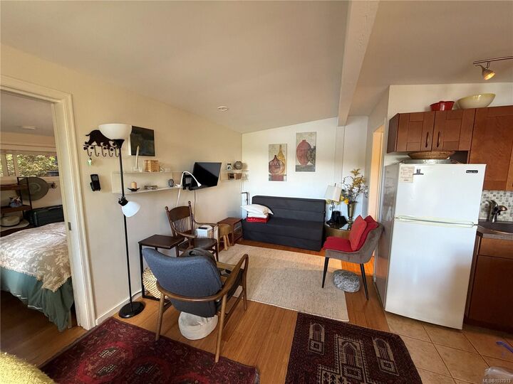 Property Photo:  1136 North End Rd Cabin 3  BC V8K 1M1 