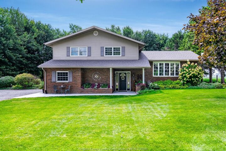 Property Photo: 863 Road 6 East ON N0P 2G0