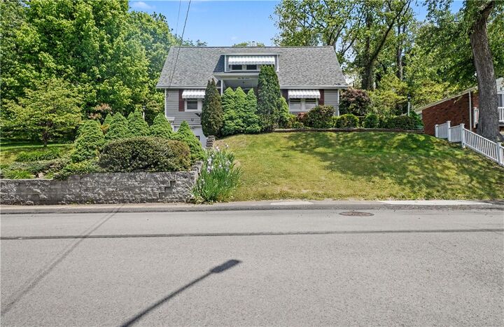 Property Photo:  957 Orchard Avenue  PA 15601 