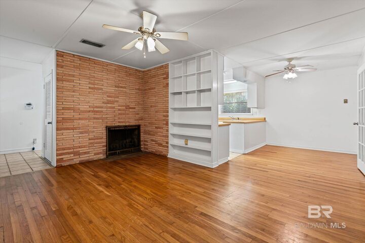 Property Photo:  359 Wisteria Street  AL 36532 