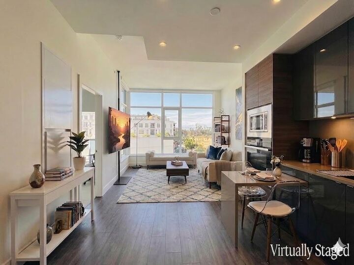 Property Photo: 3438 Sawmill Crescent 408 BC V5S 0E3
