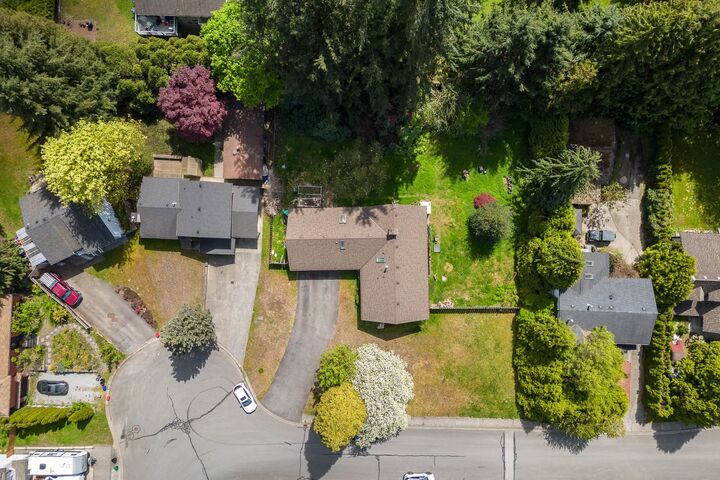 Property Photo: 21190 Glenwood Avenue BC V2X 8K5