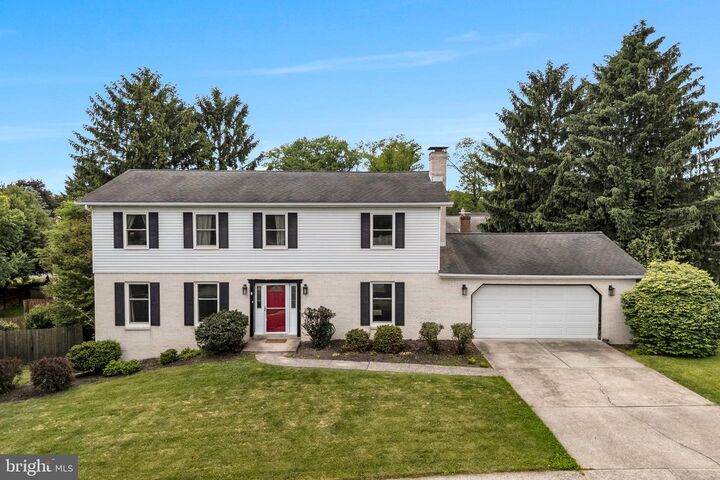 Property Photo:  140 Fineview Road  PA 17011 