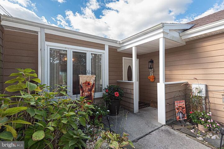 Property Photo:  506 Edgewater Drive  MD 21804 
