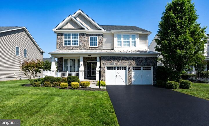 Property Photo: 5520 Blackburns Ford Court VA 20169
