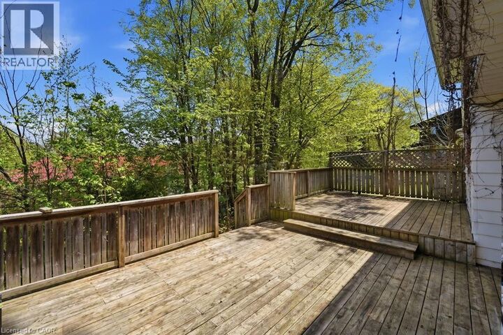 Property Photo: 46 Birchcliff Avenue ON N2M 4V6