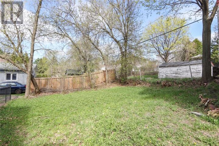 Property Photo: 255 College Street ON P3C 4V4