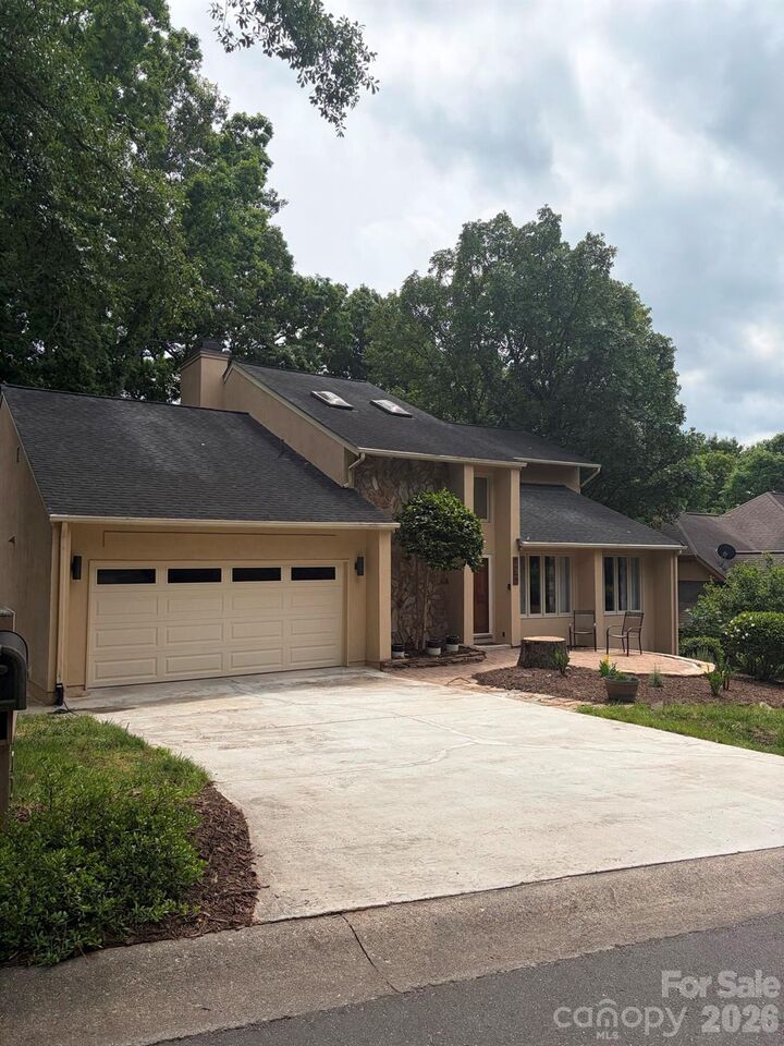 Property Photo:  7057 Mariners Court  SC 29708 