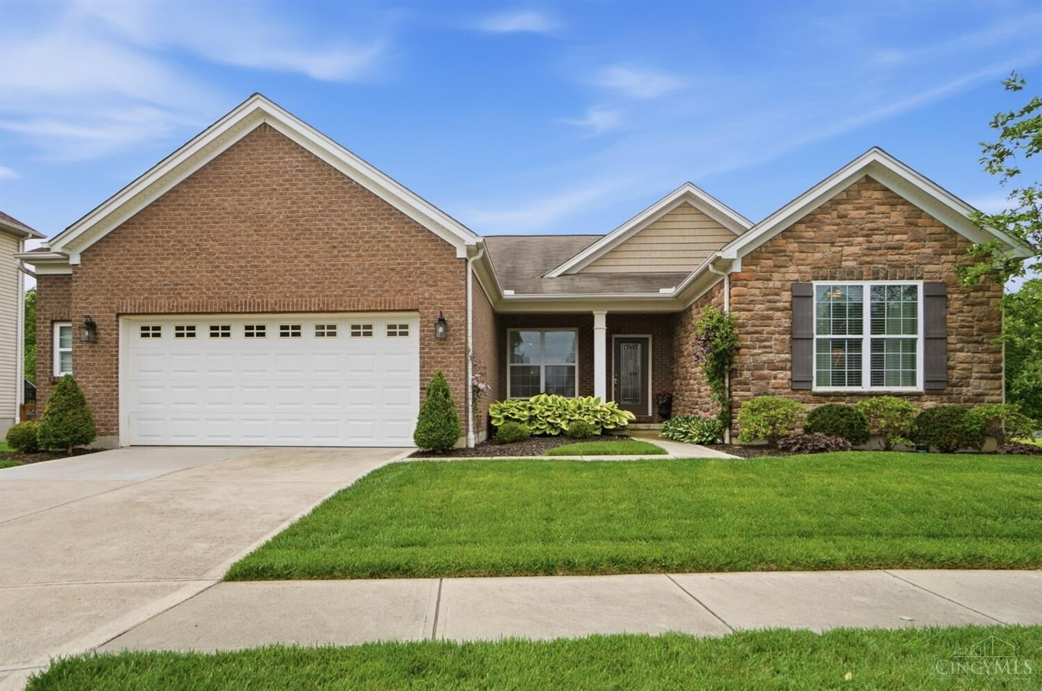Property Photo: 7673 Hempston Circle OH 45039