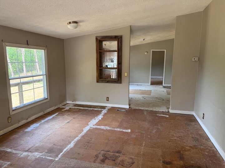 Property Photo:  1664 Watson SE Road  OH 43056 