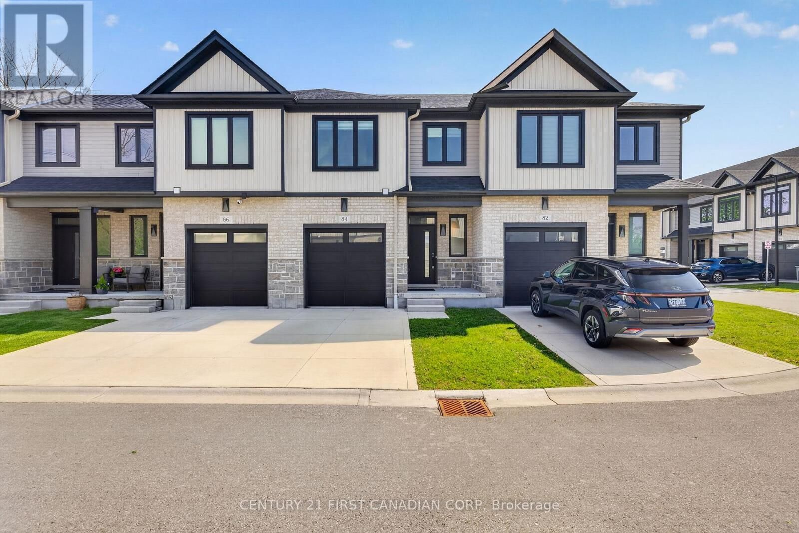 Property Photo: 601 Lions Park Drive 84 ON N0L 1W0