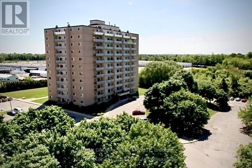 Property Photo:  563 Mornington Avenue 212  ON N5Y 4T8 