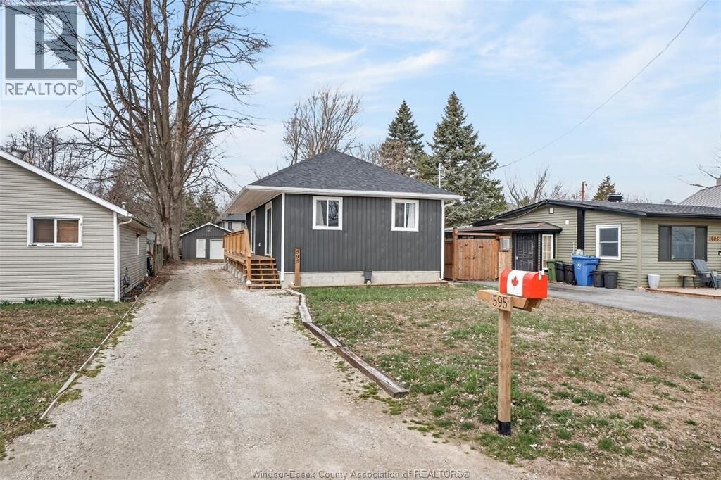 Property Photo: 595 Jackson ON N0R 1G0