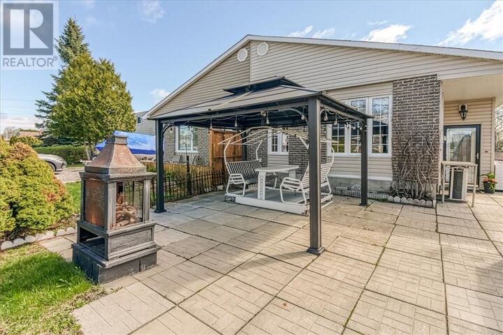 Property Photo: 1532 Yarmouth ON P3A 5A6