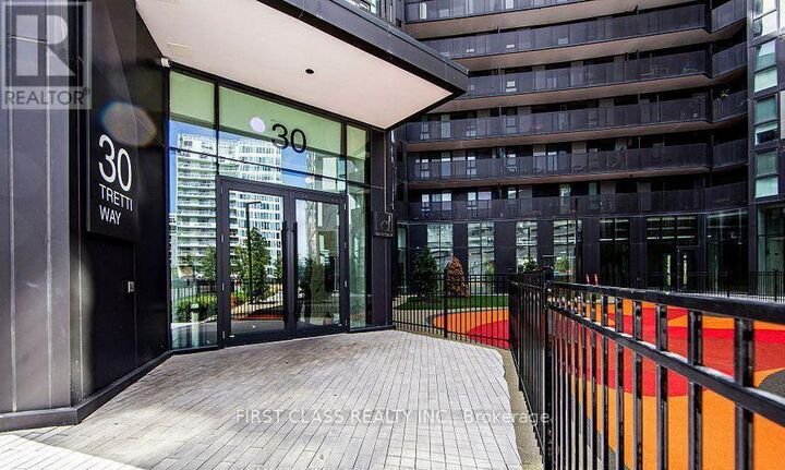 Property Photo: 30 Tretti Way 921 ON M3H 0E3