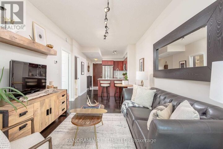 Property Photo:  1359 Rathburn Road East 210  ON L4W 5P7 