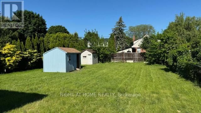 Property Photo:  42 Gailmont Drive  ON L8K 4B3 